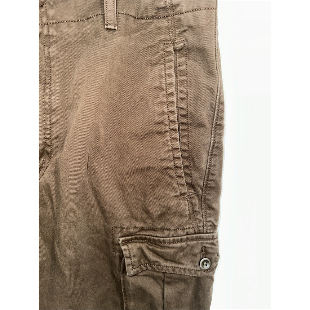 Levis Men's‎ Cargo Shorts Brown Size 33 - Picture 3 of 9